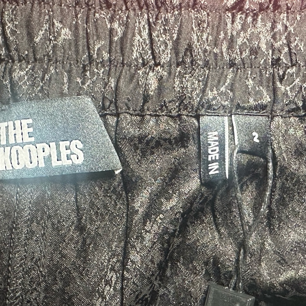 NWT SIZE 2/US M The Kooples Black Patterned Cropped Pants - Picture 8 of 13